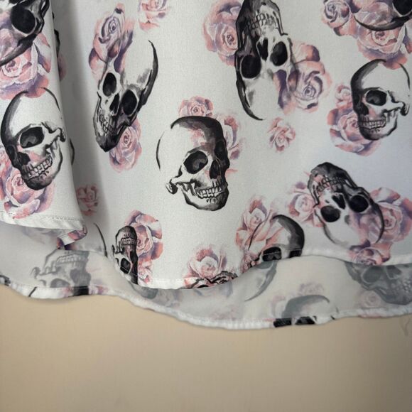 TORRID women's plus size 1X raglan skulls roses Halloween sheer spooky top shirt - Picture 8 of 12
